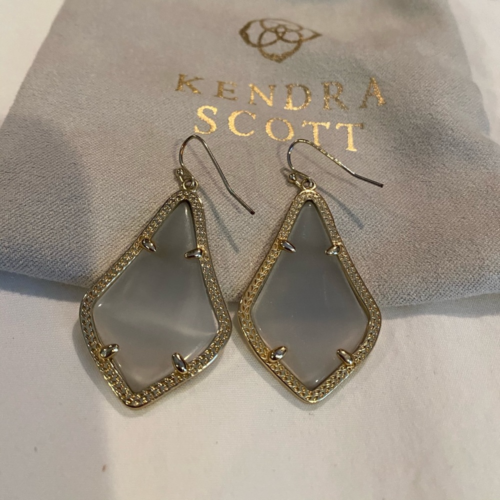 Kendra Scott Alex Earrings - Picture 2 of 6